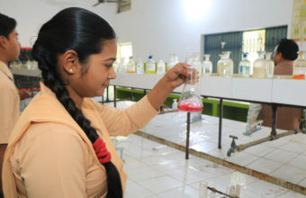chemestry lab (1)